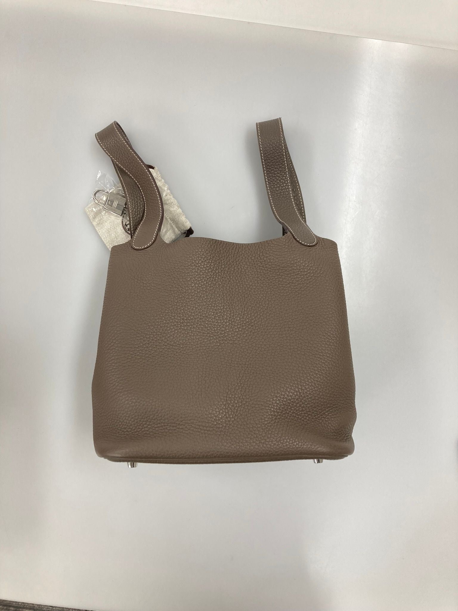 Hermes Etoupe Picotin 22 - w/Box, Dustbag and Lock/Keys