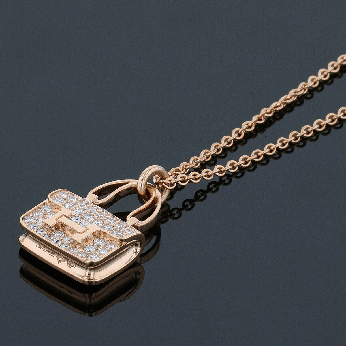 Hermes Amulettes Constance diamonds and gold necklace