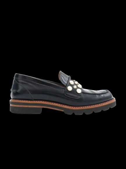 excellent stuart weitzman black leather loafers size 36.5 with pearls & studs