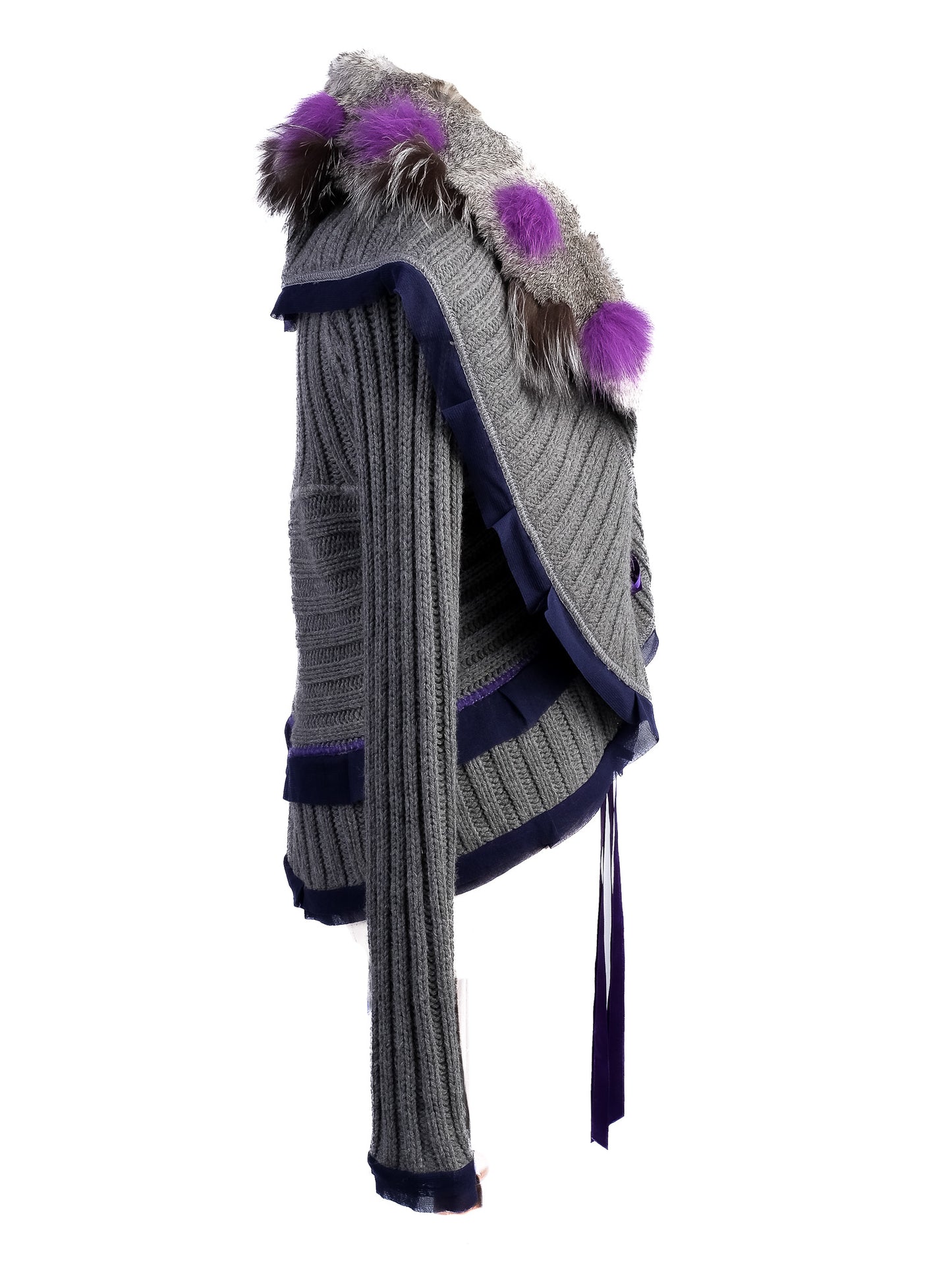 excellent kali orea gray wool sweater with fur collar size m