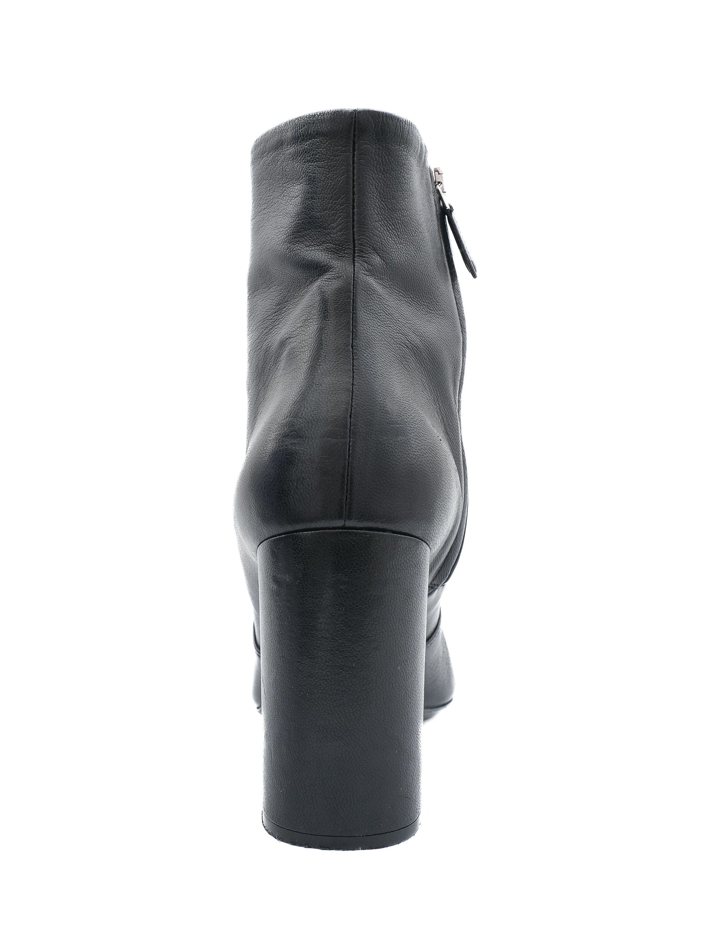 excellent prada black leather ankle boots size 41 with block heel