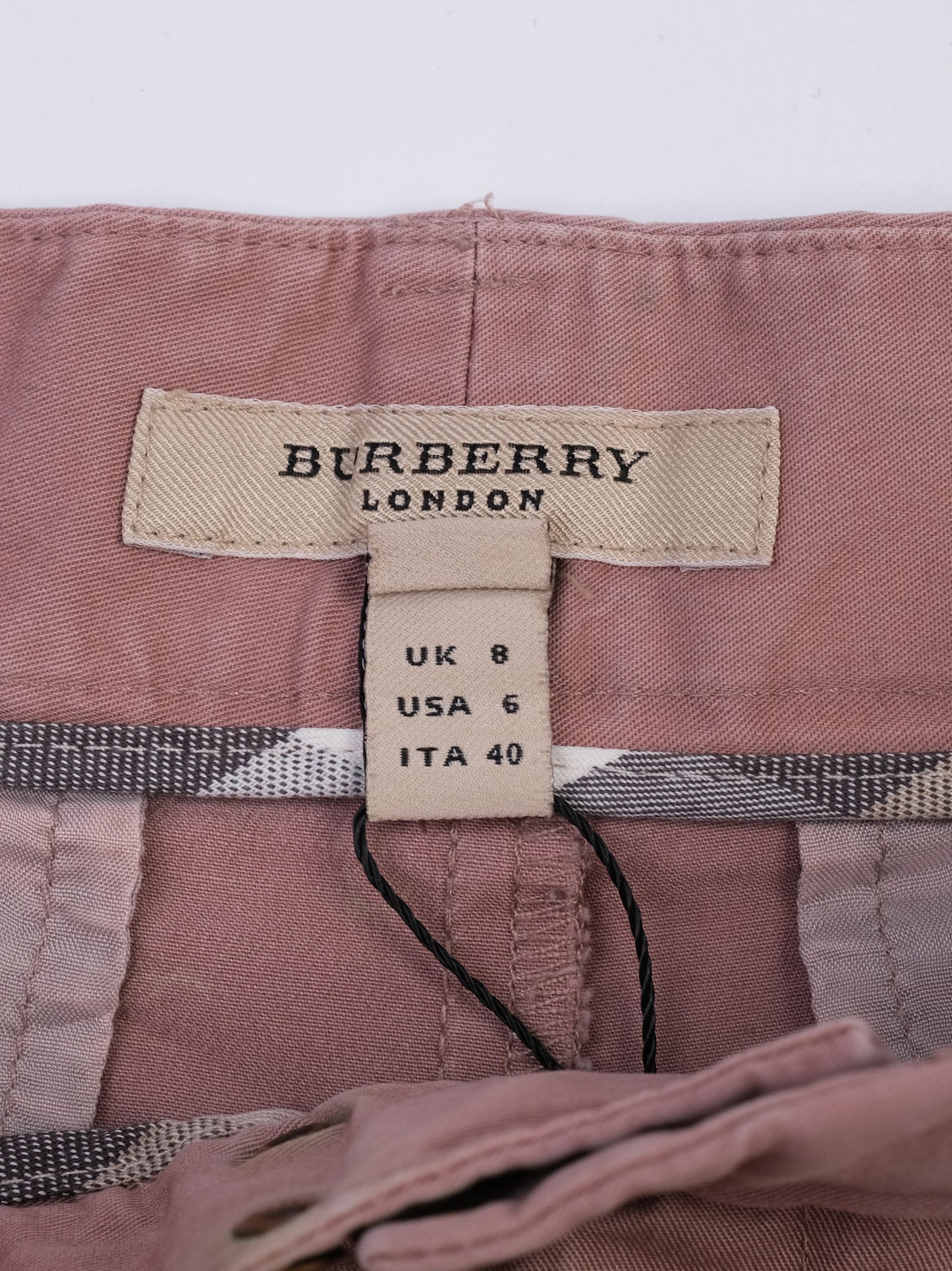 burberry pink womenõs shorts size s excellent condition