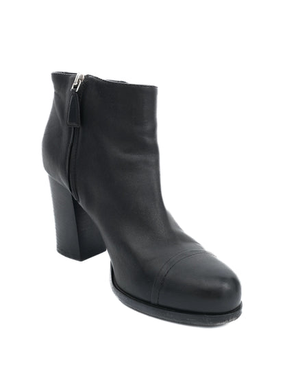 Excellent Prada Black Leather Ankle Boots Size 36.5 with Block Heel