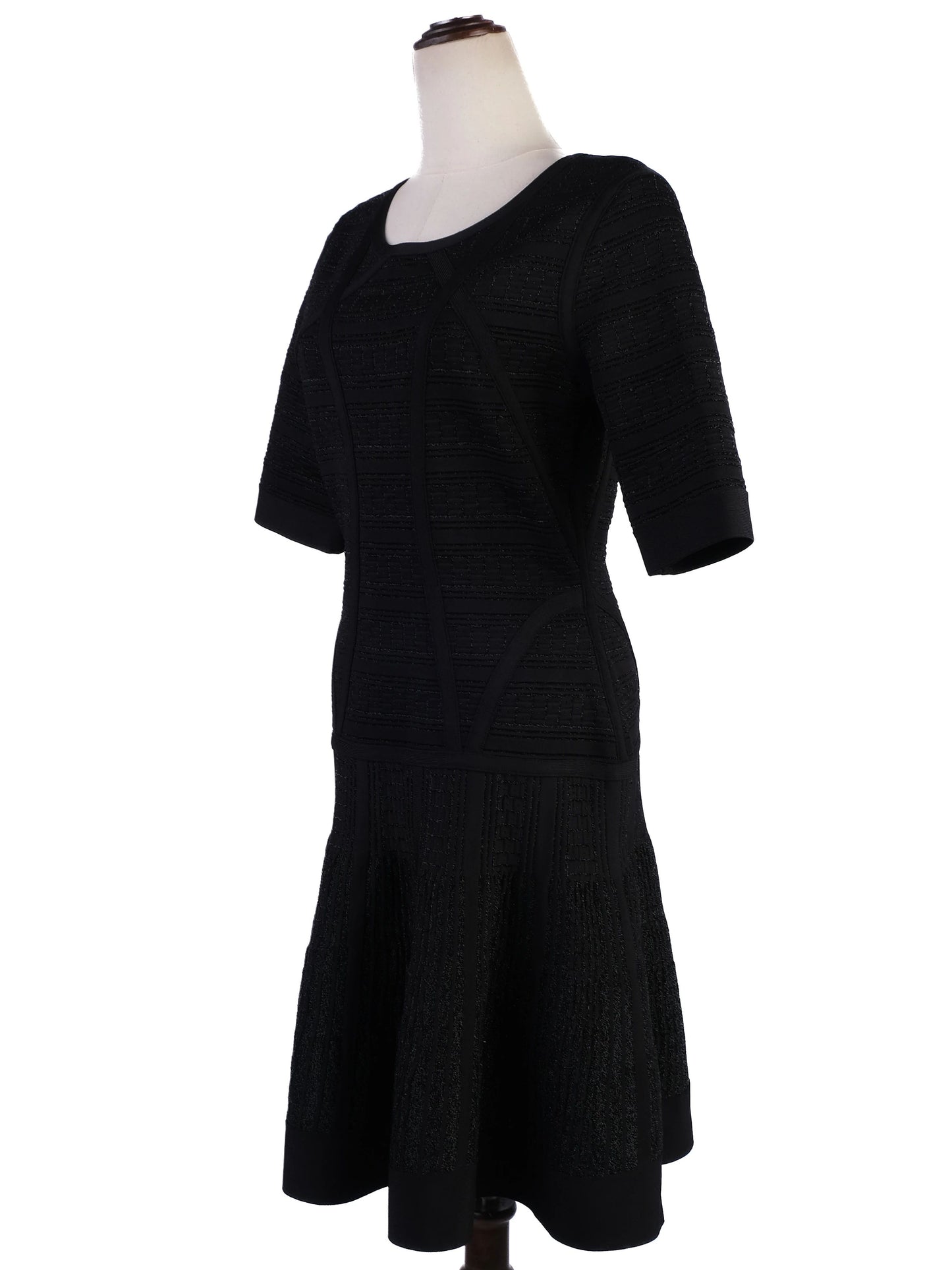 excellent herve leger black viscose dress size l with flared skirt