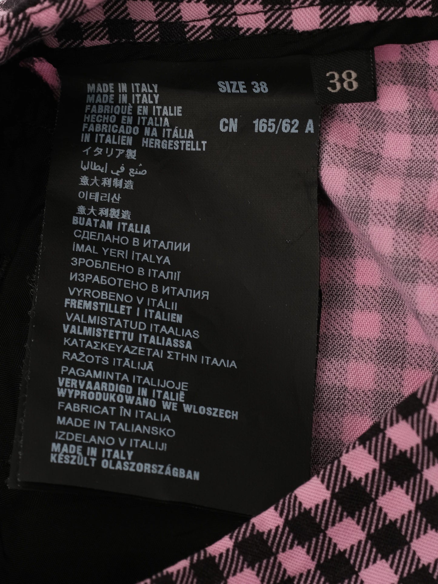 excellent prada pink wool plaid shorts size s women