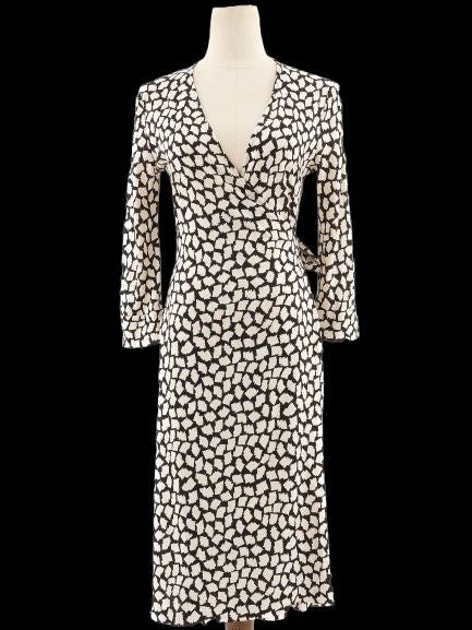 excellent diane von furstenberg wrap dress s silk abstract pattern