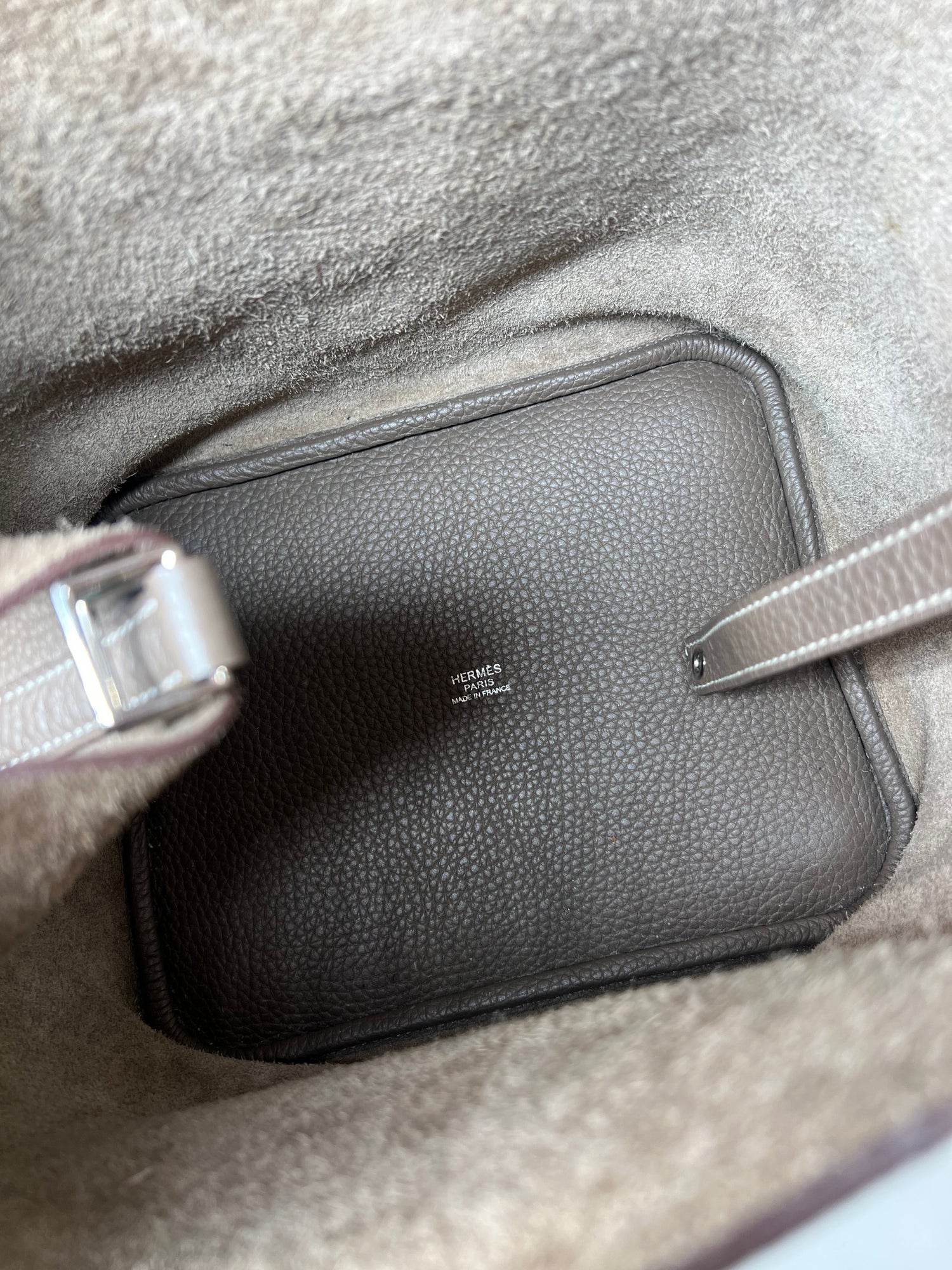 Hermes Etoupe Picotin 22 - w/Box, Dustbag and Lock/Keys
