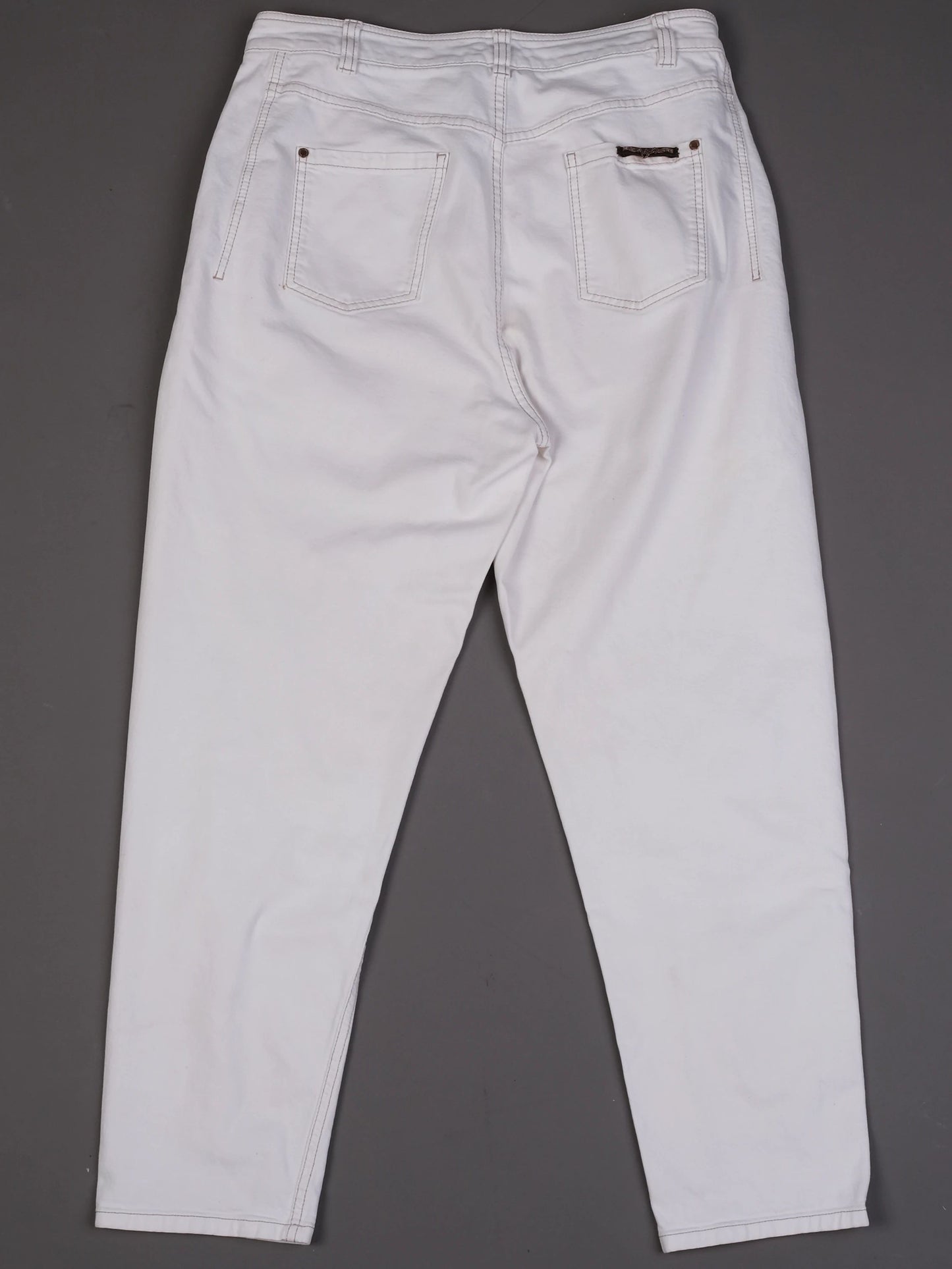 excellent brunello cucinelli white tapered leg pants size xl