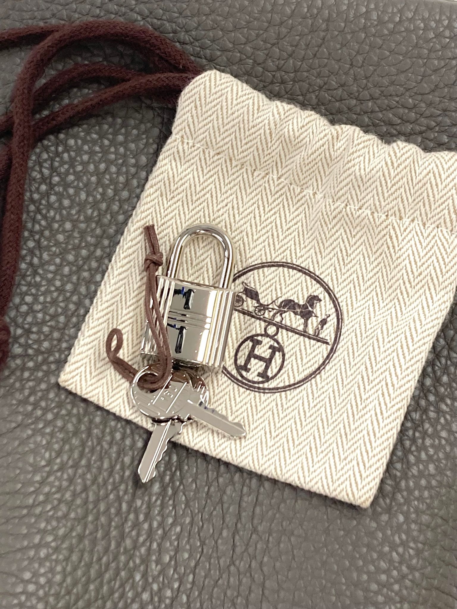 Hermes Gray Picotin PM, Taurillon Clemence PHW D Stamp