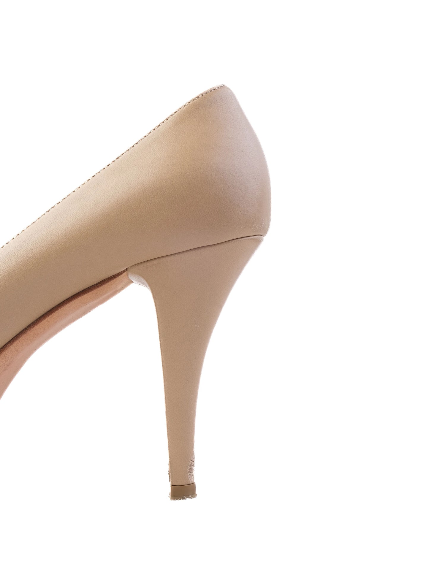 average condition fendi white leather high-heeled platform pumps