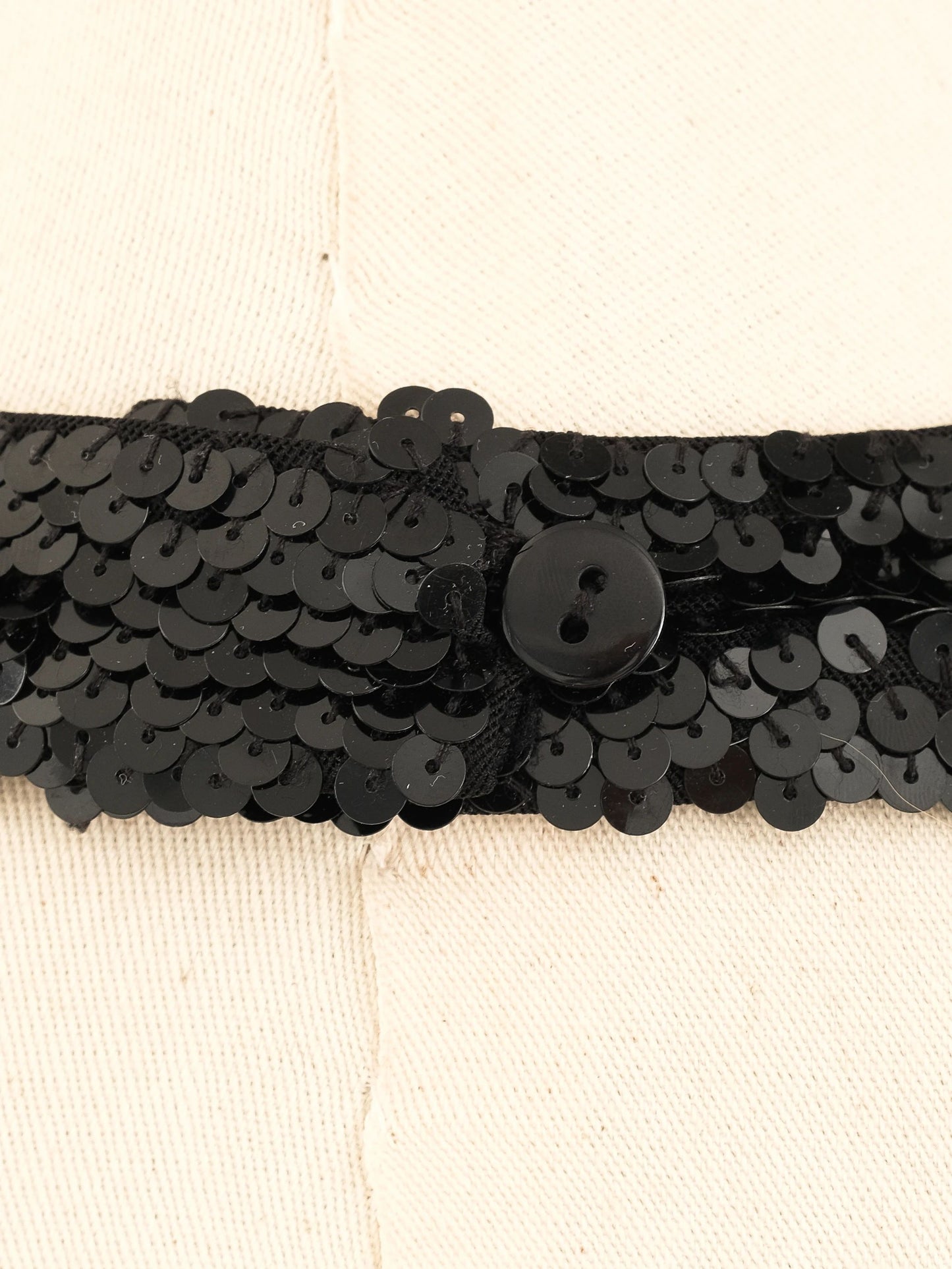 excellent roccobarocco black sequined sleeveless top size l