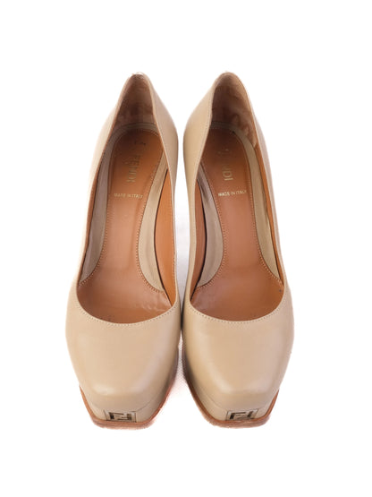 Average Condition Fendi White Leather High-Heeled Platform Pumps
