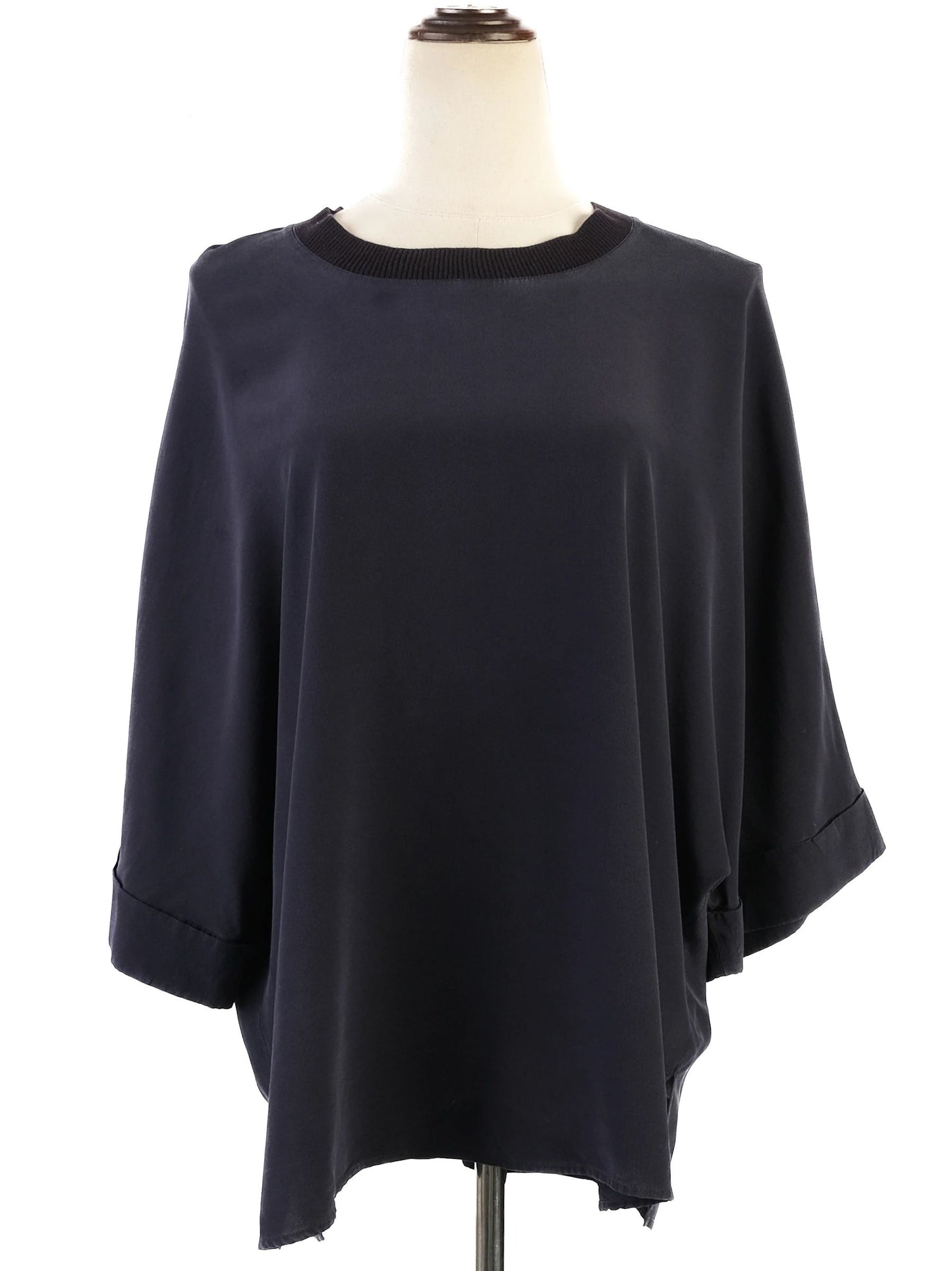 excellent joseph blue silk top size m with three-quarter sleeves