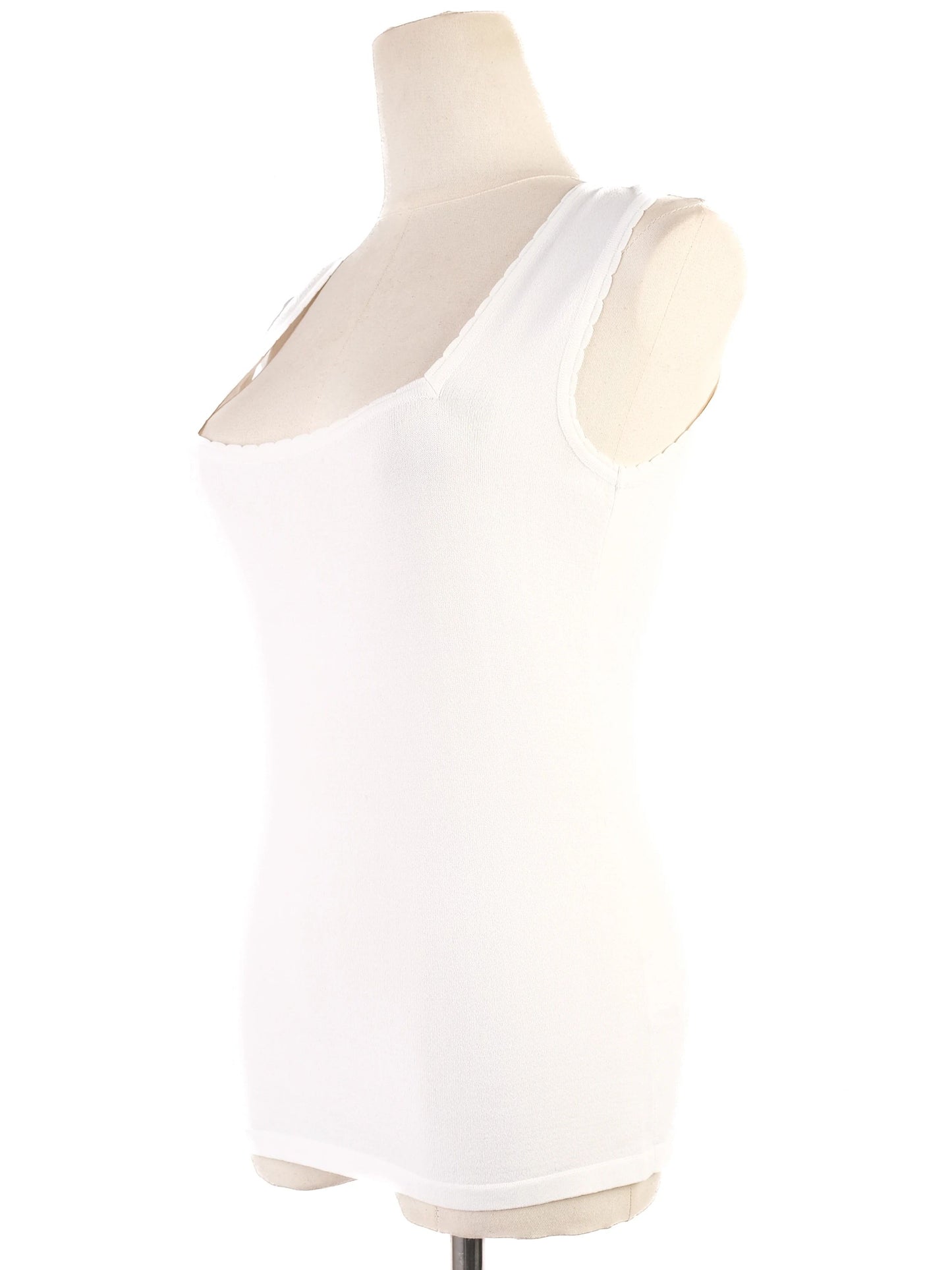 excellent blumarine white sleeveless top size m viscose made in italy
