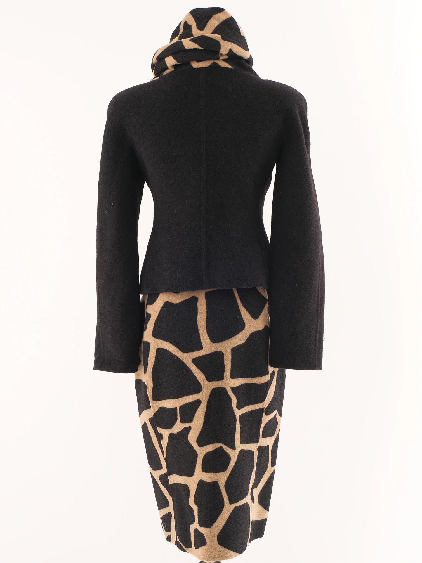 excellent valentino giraffe print wool two-piece outfit size m