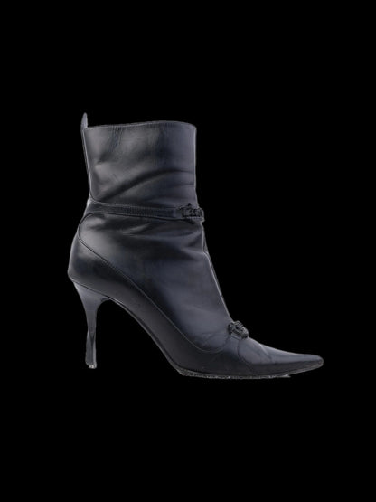 EXCELLENT Casadei Black Leather Ankle Boots Size 38 with Zipper