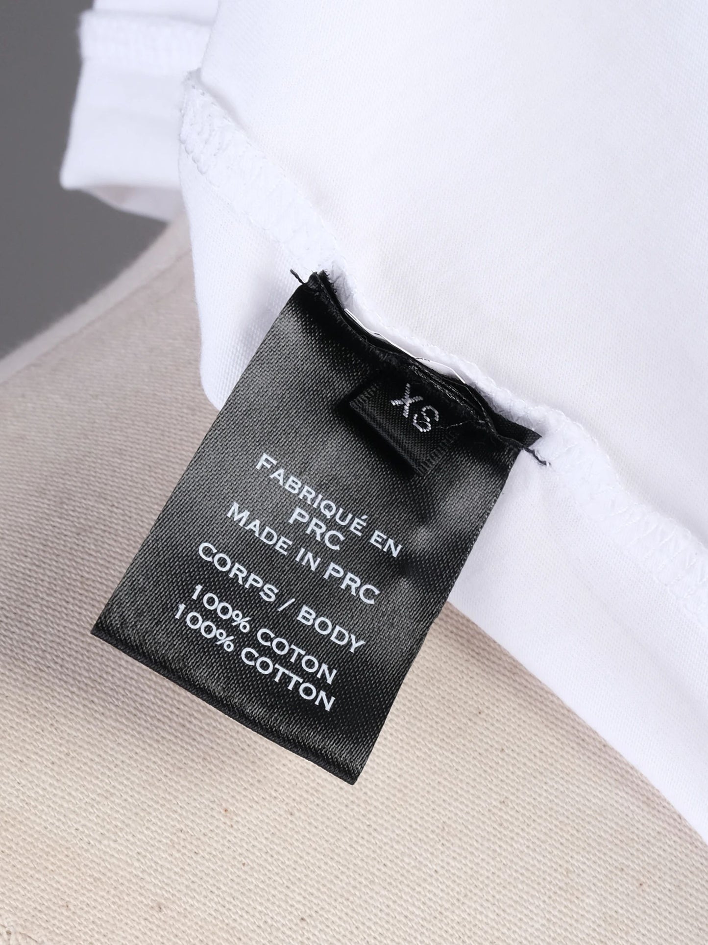 excellent balmain white t-shirt xs cotton paris graphic tee
