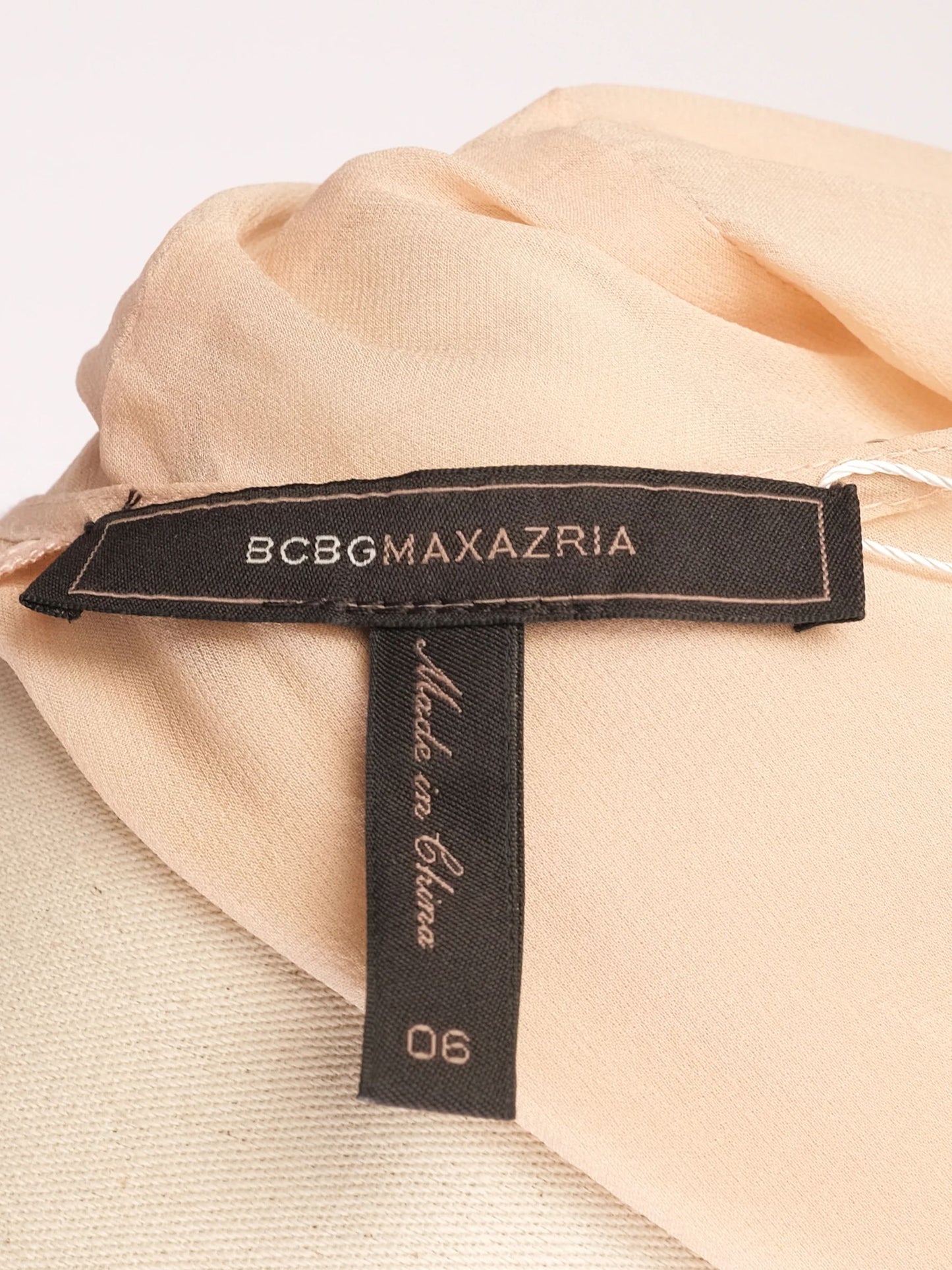 excellent bcbgmaxazria pink silk dress size m with ruffled skirt