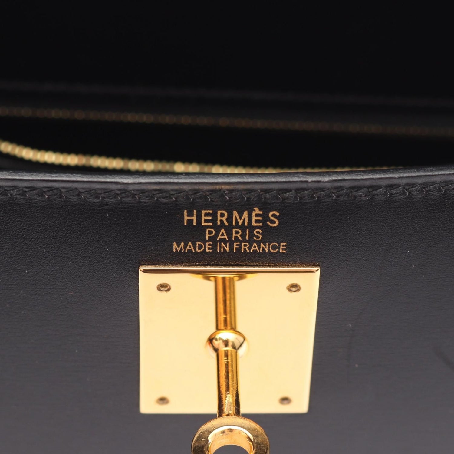 Hermes Kelly 32 Handbag Black Box Calfskin Calfskin (cowhide)