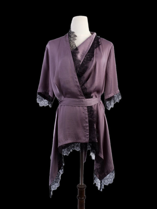 Excellent BCBGMaxazria Gray Satin Robe with Black Lace Size L