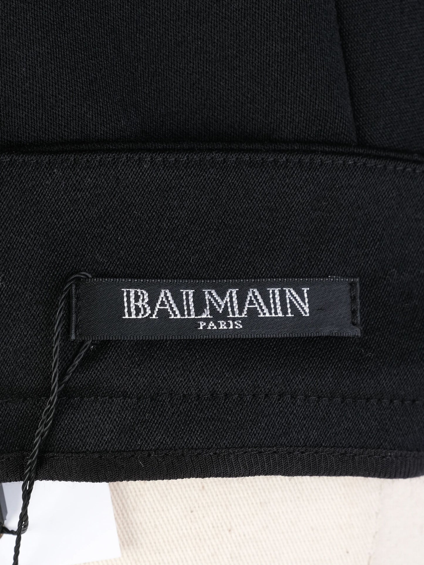 excellent balmain black wool skirt with layered details