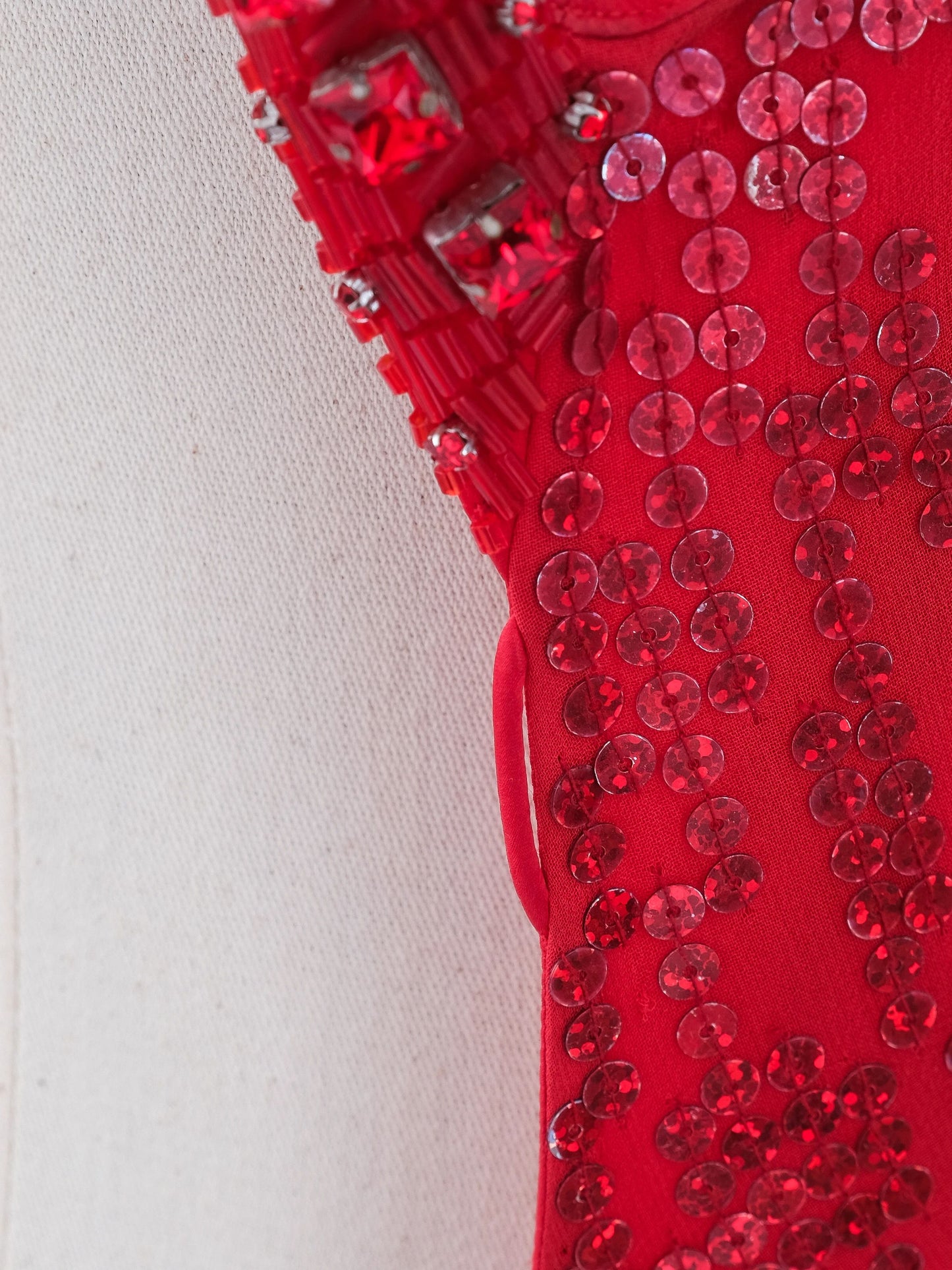 excellent jenny packham red silk sequined gown size m