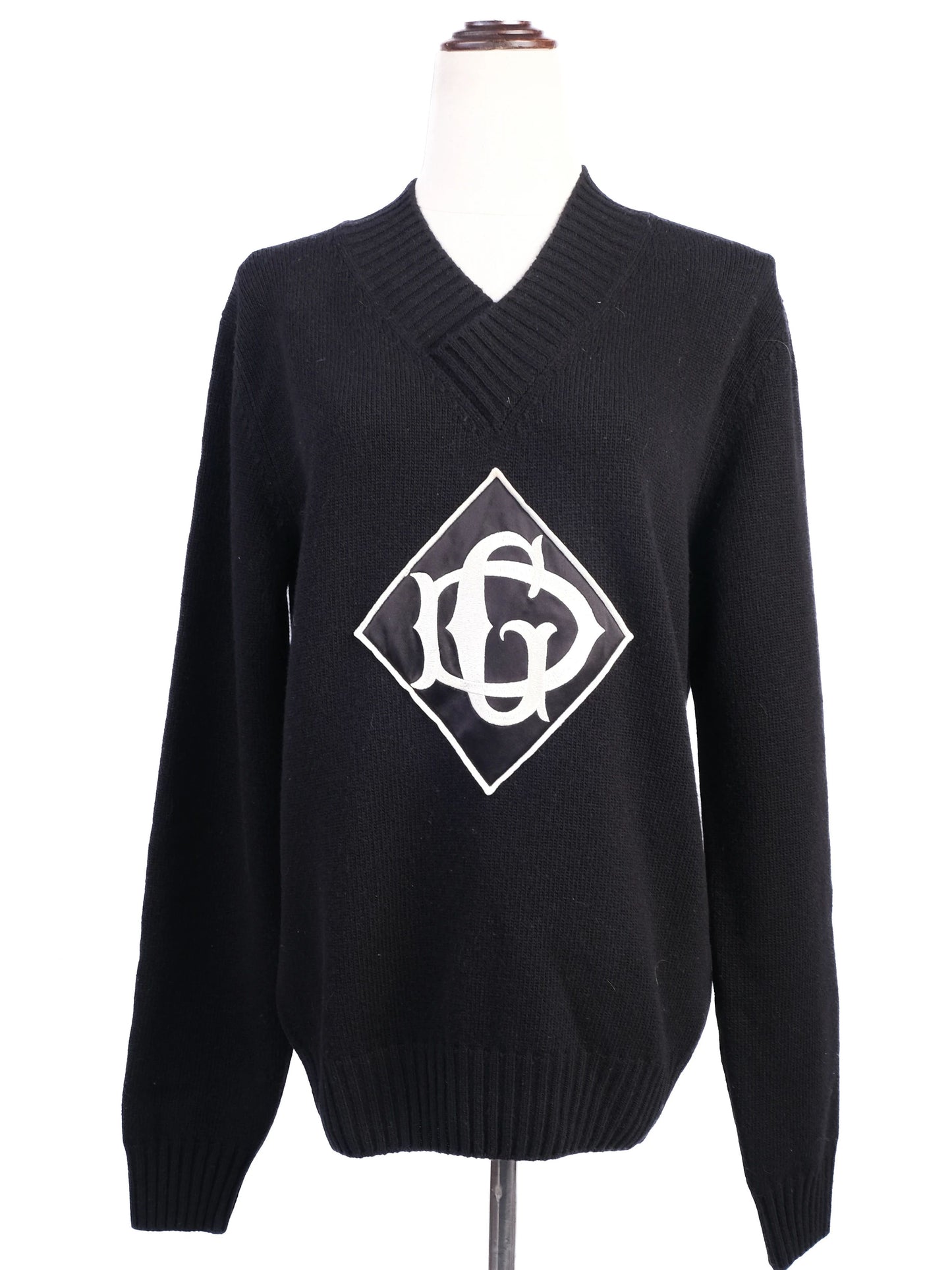excellent dolce gabbana black wool v-neck sweater with logo