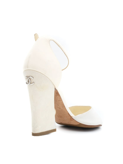 Average Chanel Yellow High Heeled Shoes Size 38.5 with Pearl Detail