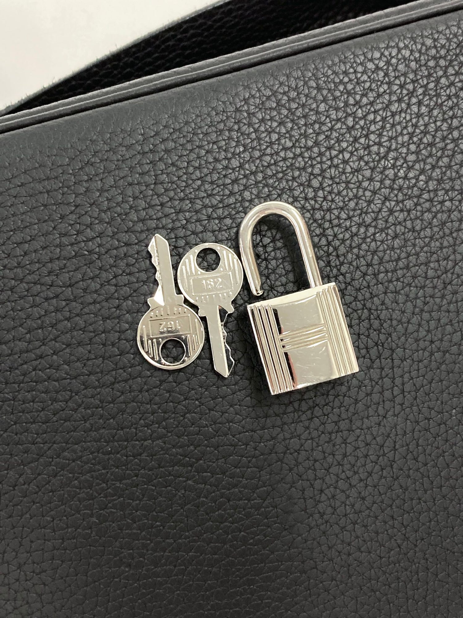 Hermes Black Picotin MM,Taurillon Clemence PHW  U Stamp