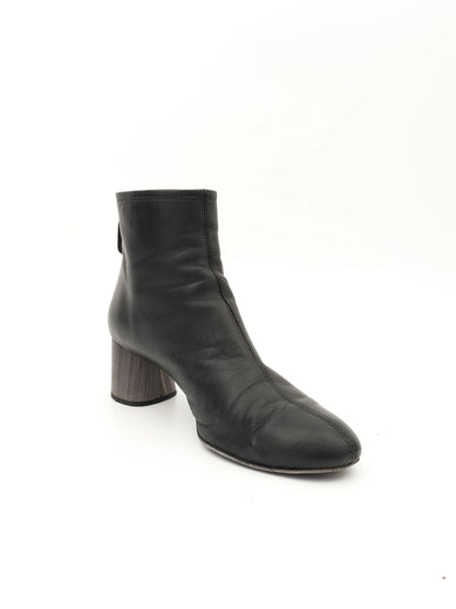 Excellent AGL Black Leather Ankle Boots Size 36 with Block Heel