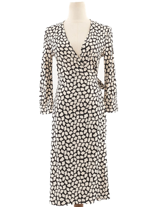 Excellent Diane von Furstenberg Wrap Dress S Silk Abstract Pattern
