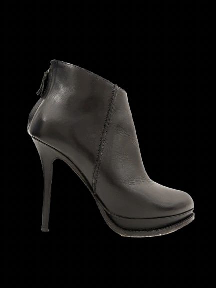excellent maxco black leather high-heeled ankle boots size 38