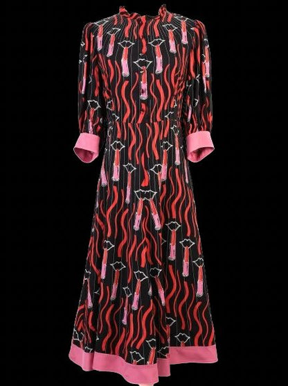 Excellent Valentino Black Dress with Vibrant Lipstick Print Size M