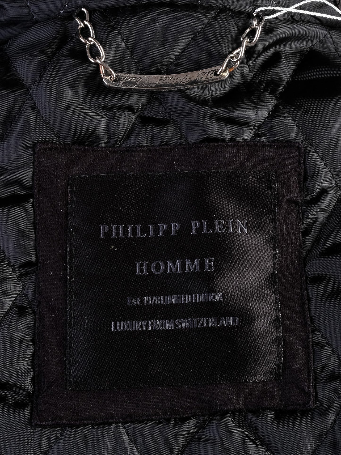 excellent phillipp plein black sleeveless hoodie with embellished crest