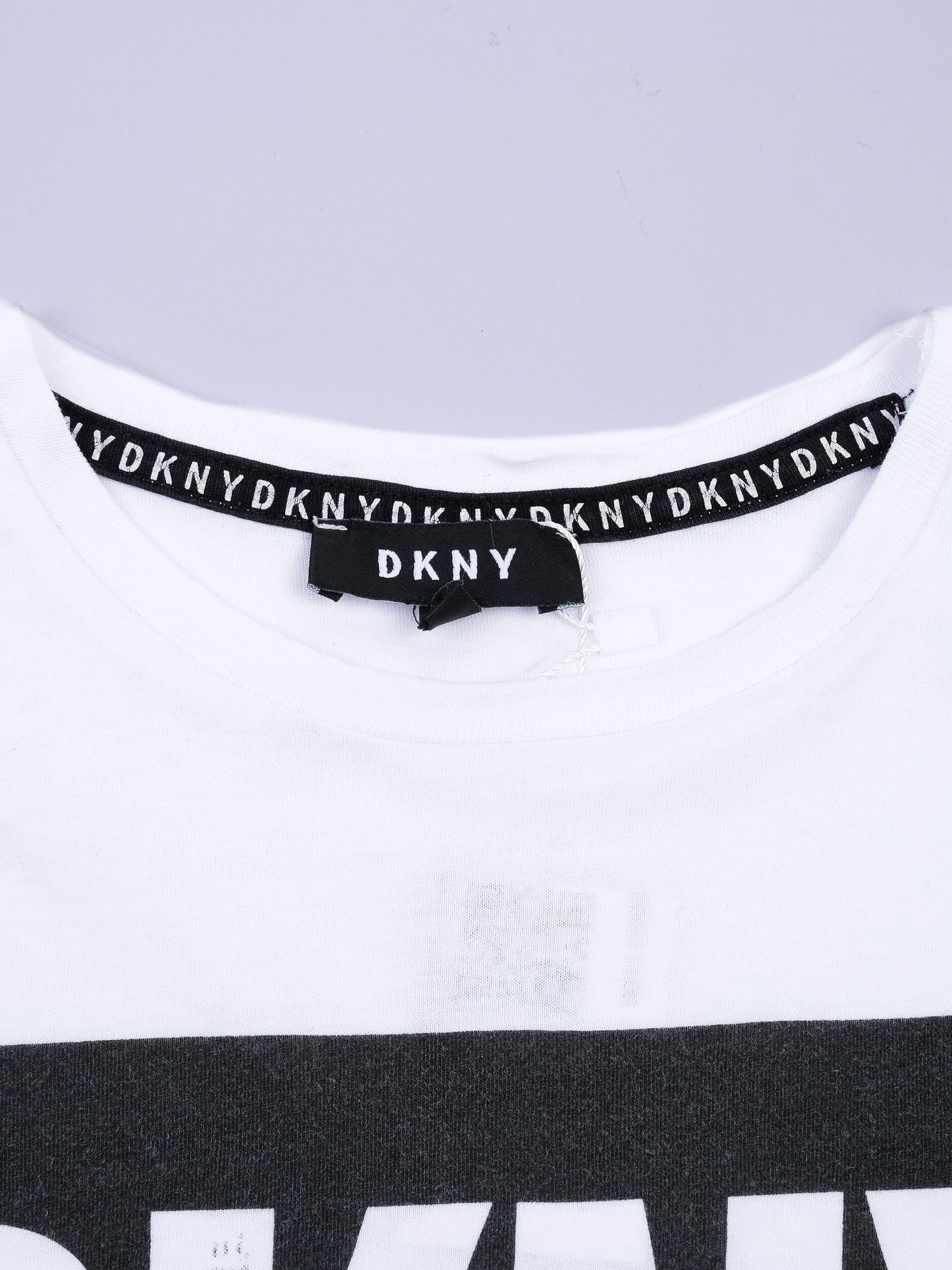 excellent dkny white cotton t-shirt size 8 for kids
