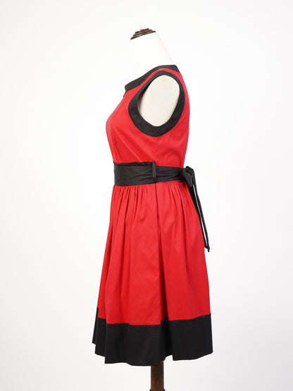 Excellent Prada Red Sleeveless Dress with Black Trim and Accents