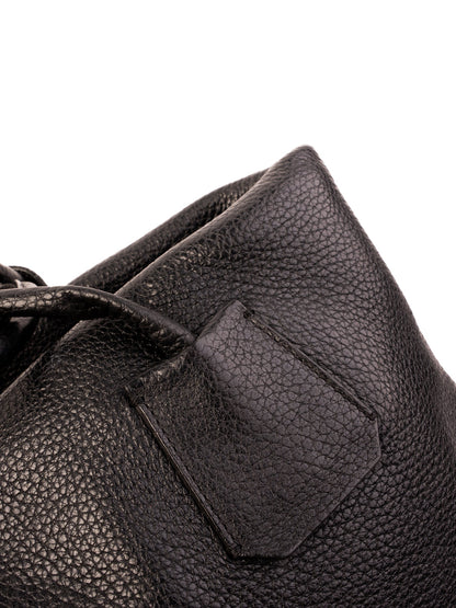 Average Condition Burberry Black Leather Tote Bag for Women
