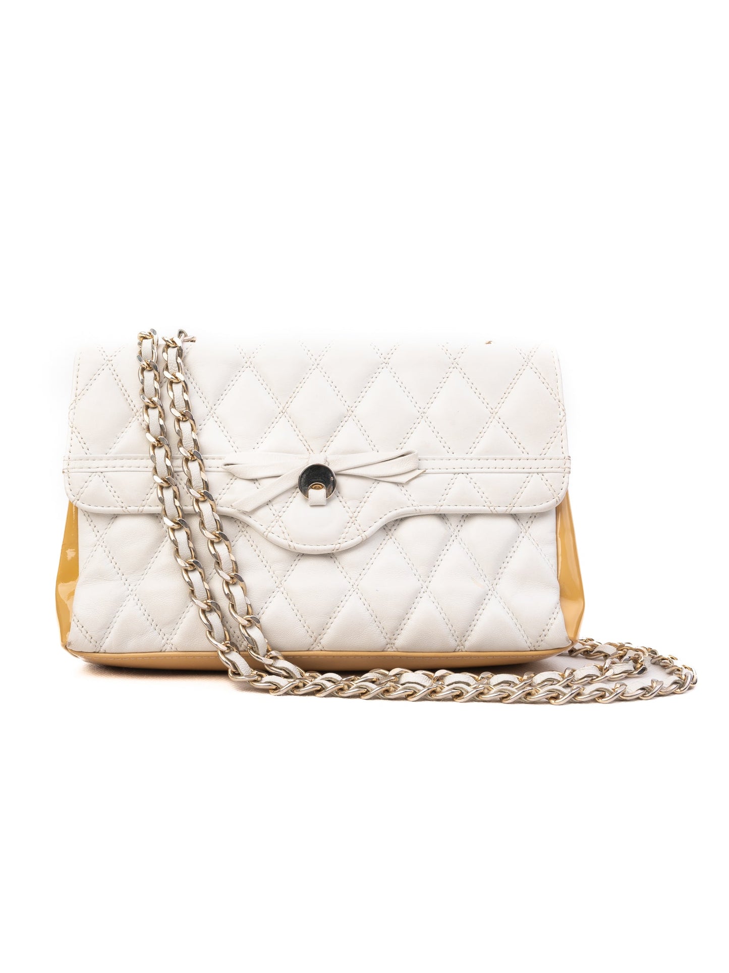 excellent russell bromley white leather quilted handbag with chain strap