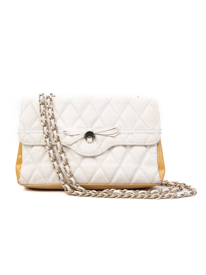 Excellent Russell Bromley White Leather Quilted Handbag with Chain Strap