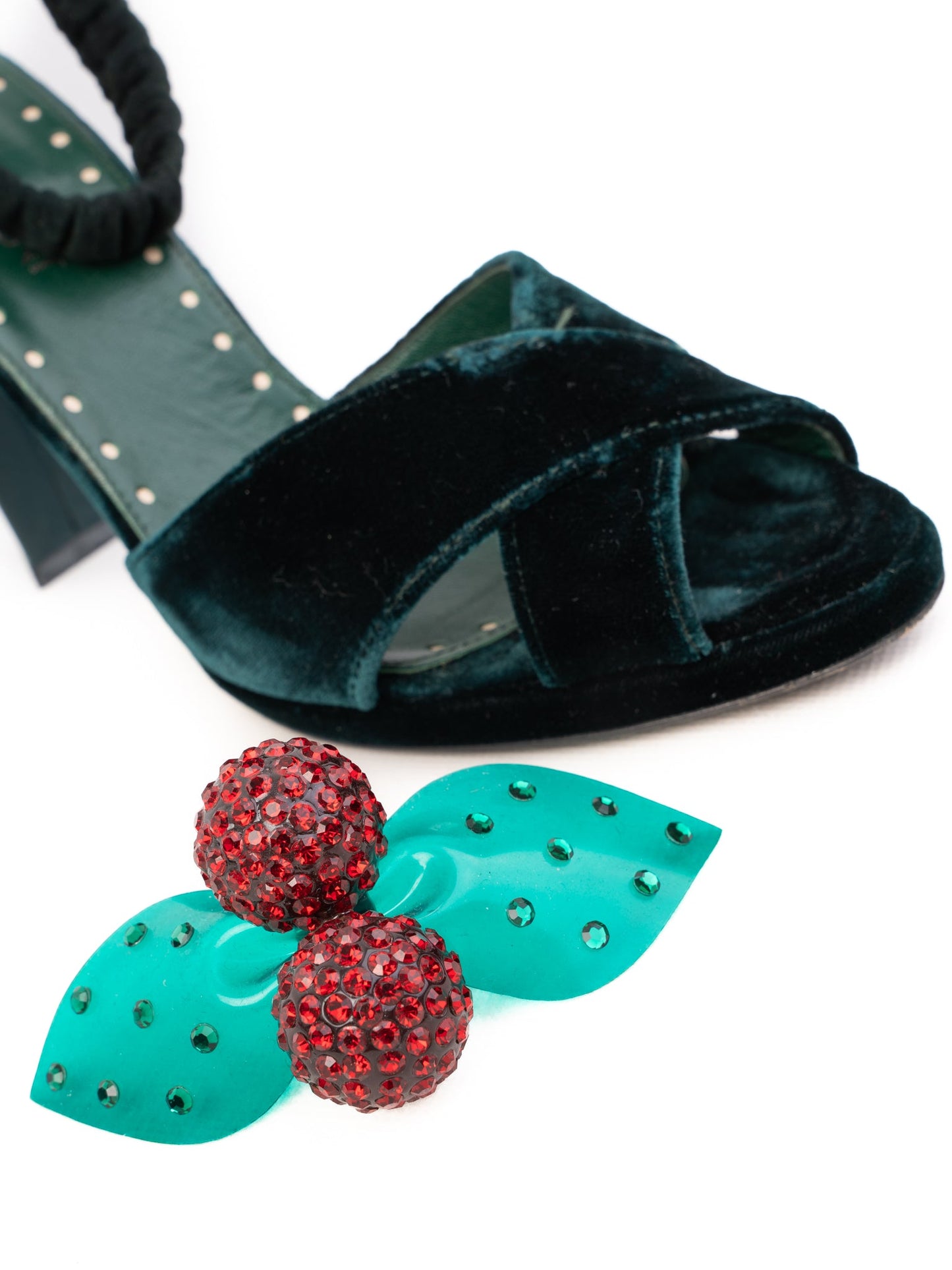 perfect yves saint laurent green velvet heels size 37.5 women