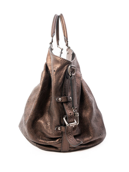 Excellent Louis Vuitton Orange Leather Handbag with Metal Hardware