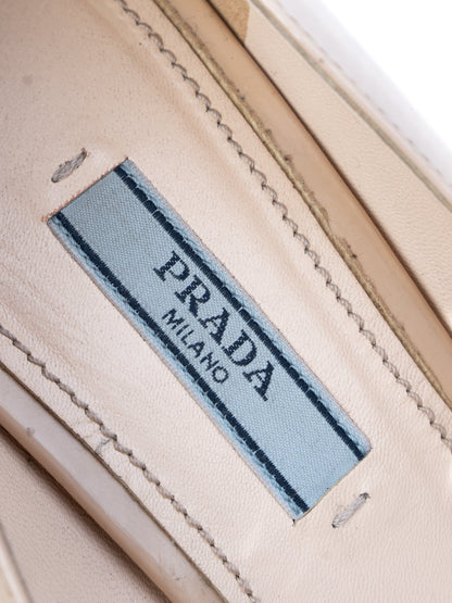 Good Prada White Leather Classic High-Heeled Pumps for Women