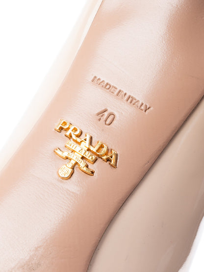Good Prada White Leather Classic High-Heeled Pumps for Women