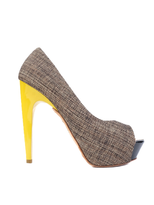 Vicini WomenÕs High-Heeled Peep-Toe Shoes Size 36 Excellent Condition