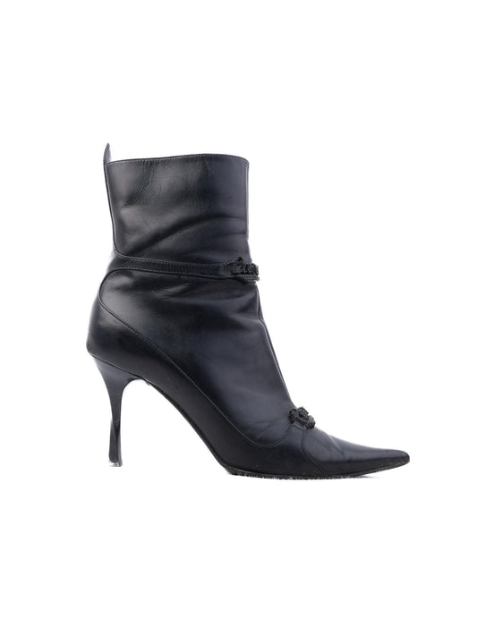 EXCELLENT Casadei Black Leather Ankle Boots Size 38 with Zipper