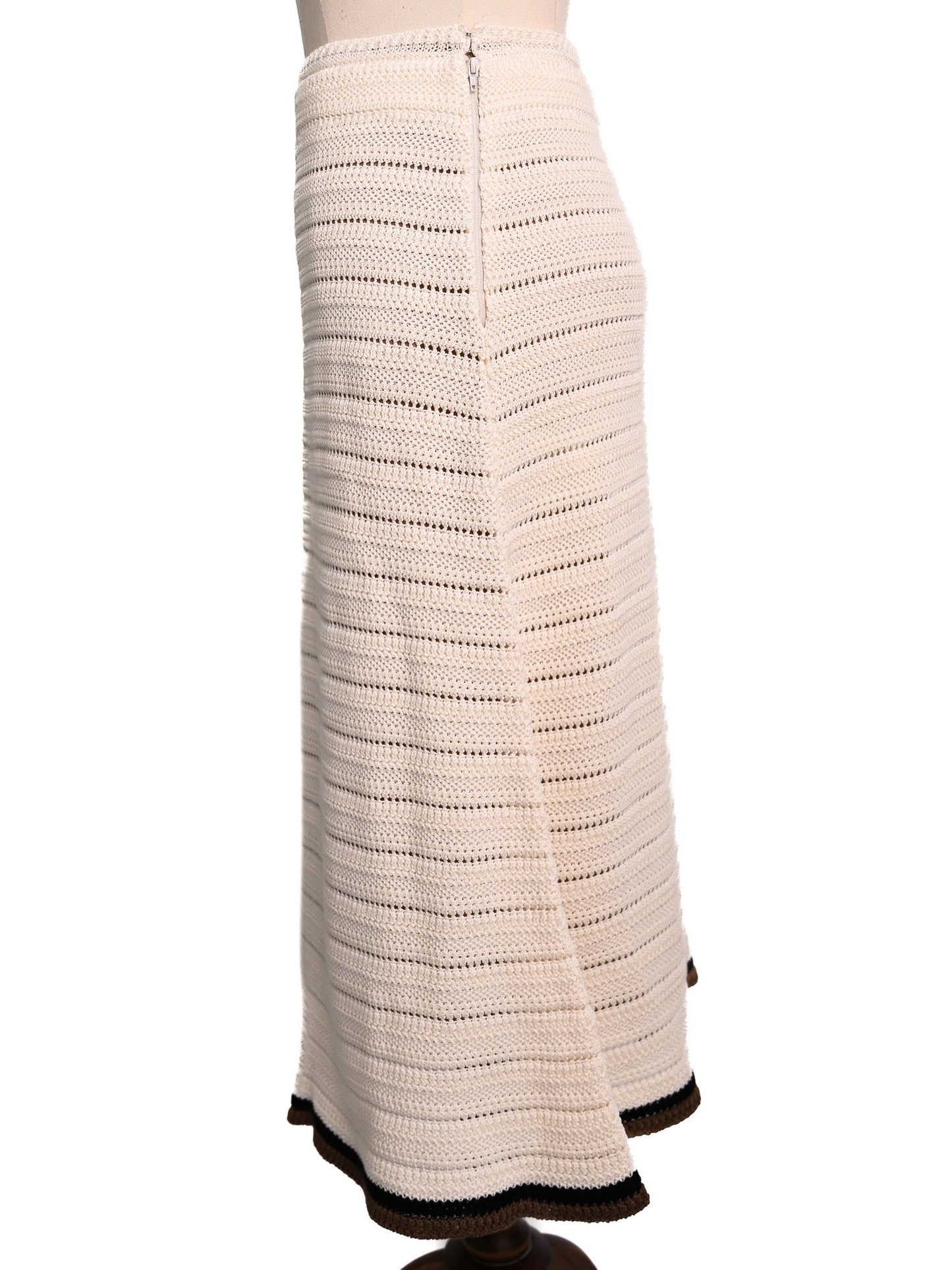 new fendi white crocheted skirt with accents size m