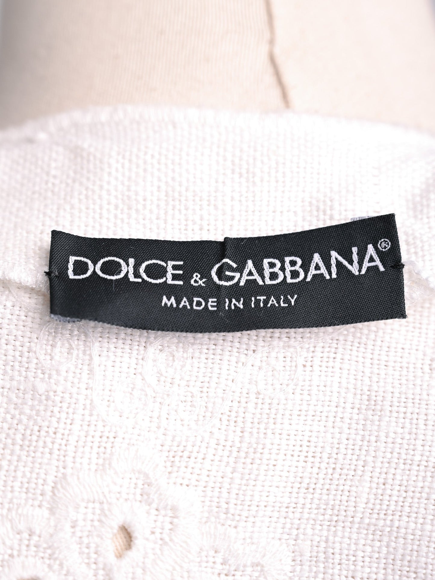 good dolce gabbana white cotton lace jacket size xs