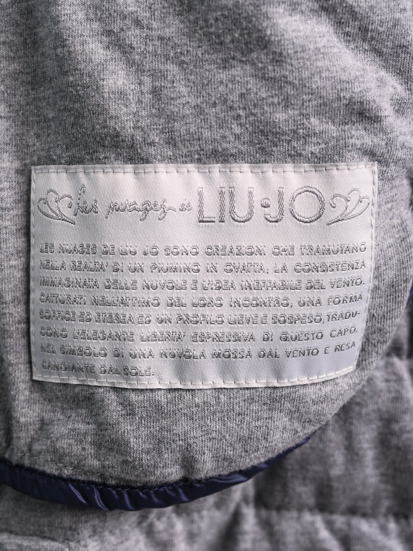 excellent liu jo blue quilted jacket size xs with hood