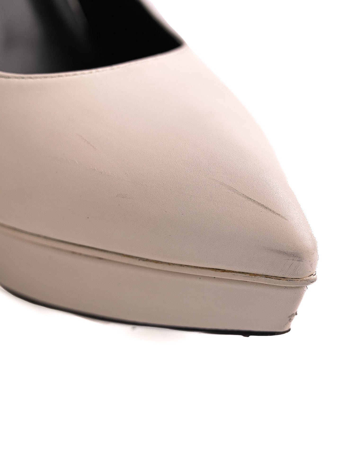 average saint laurent white leather high-heeled pumps size 39.5