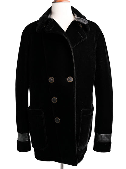 Excellent Giorgio Armani Black Velvet Double-Breasted Coat Size L